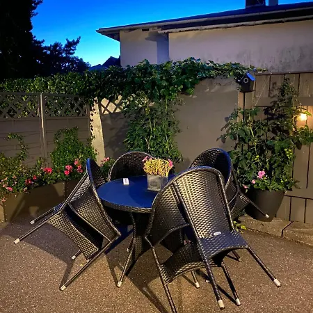 Cosy Apt. In Near Airport- Metro-beach. Διαμέρισμα