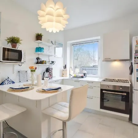 Ama Hyg Atelier Copenhagen-cosy Apt-in Copenhagen-near Airport- Metro-beach Apartamento